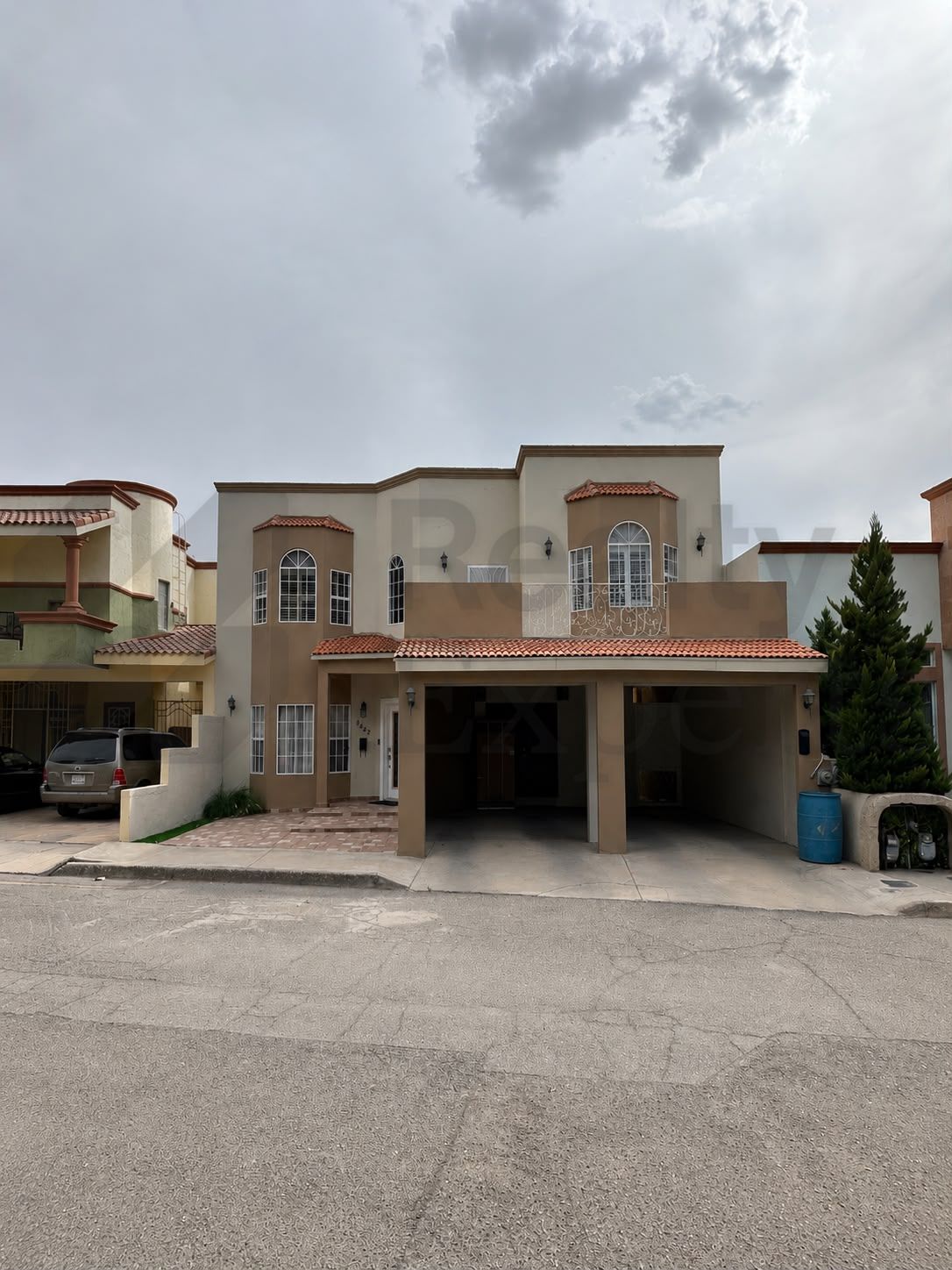 Casa en Venta en Almendros 1
