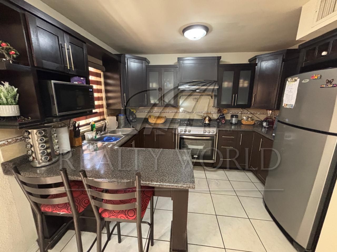 Casa en Venta en Urbiquinta Granada