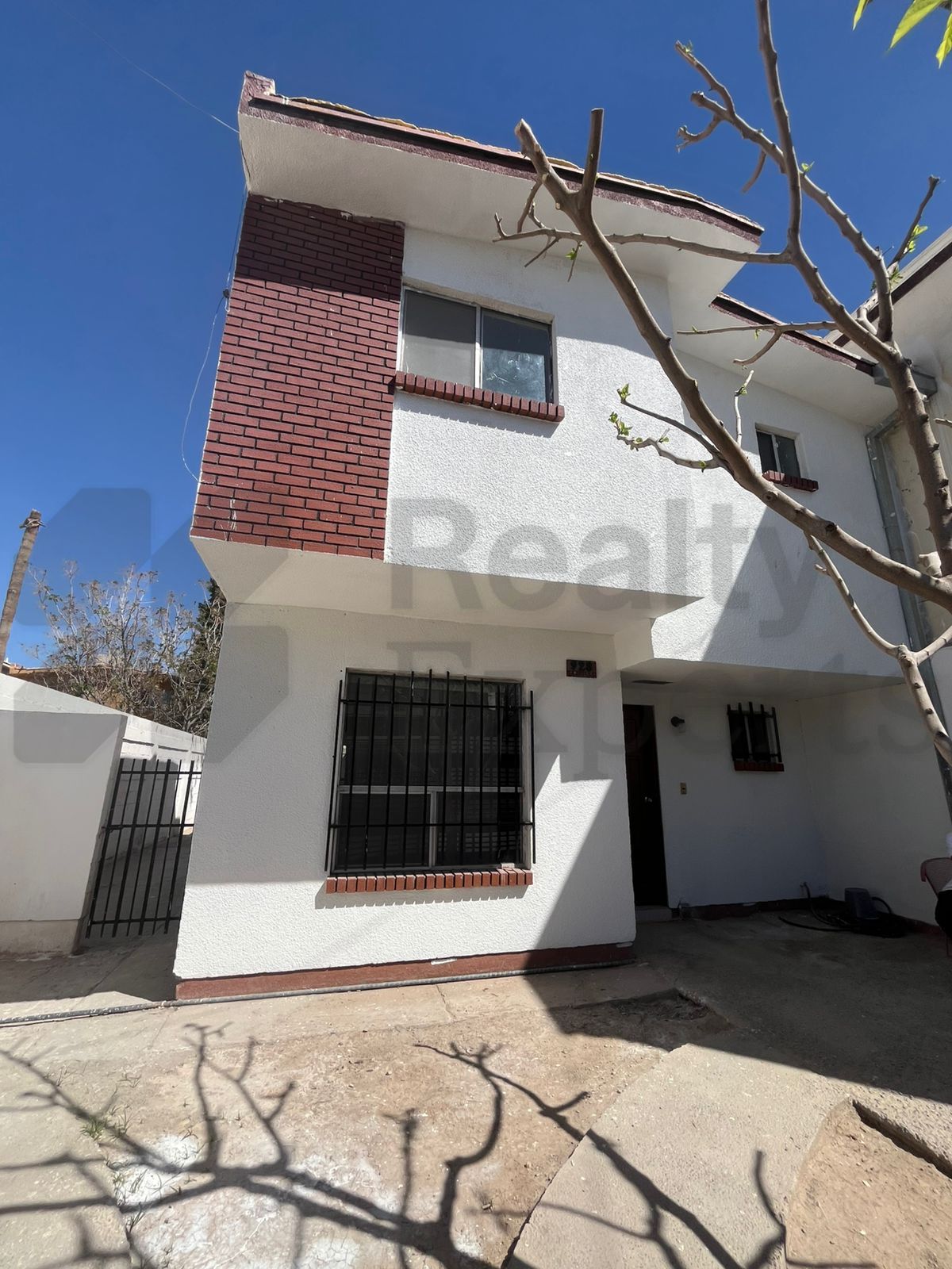 Casa en Renta en Rincones de Santa Rita