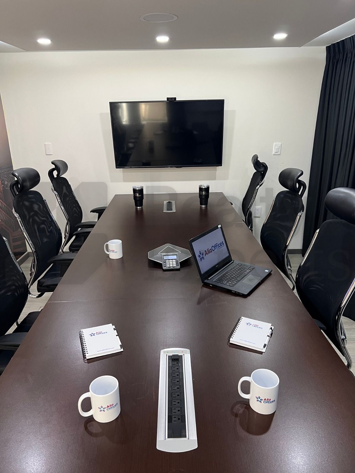 Oficina en Renta en Cumbres 1 Sector