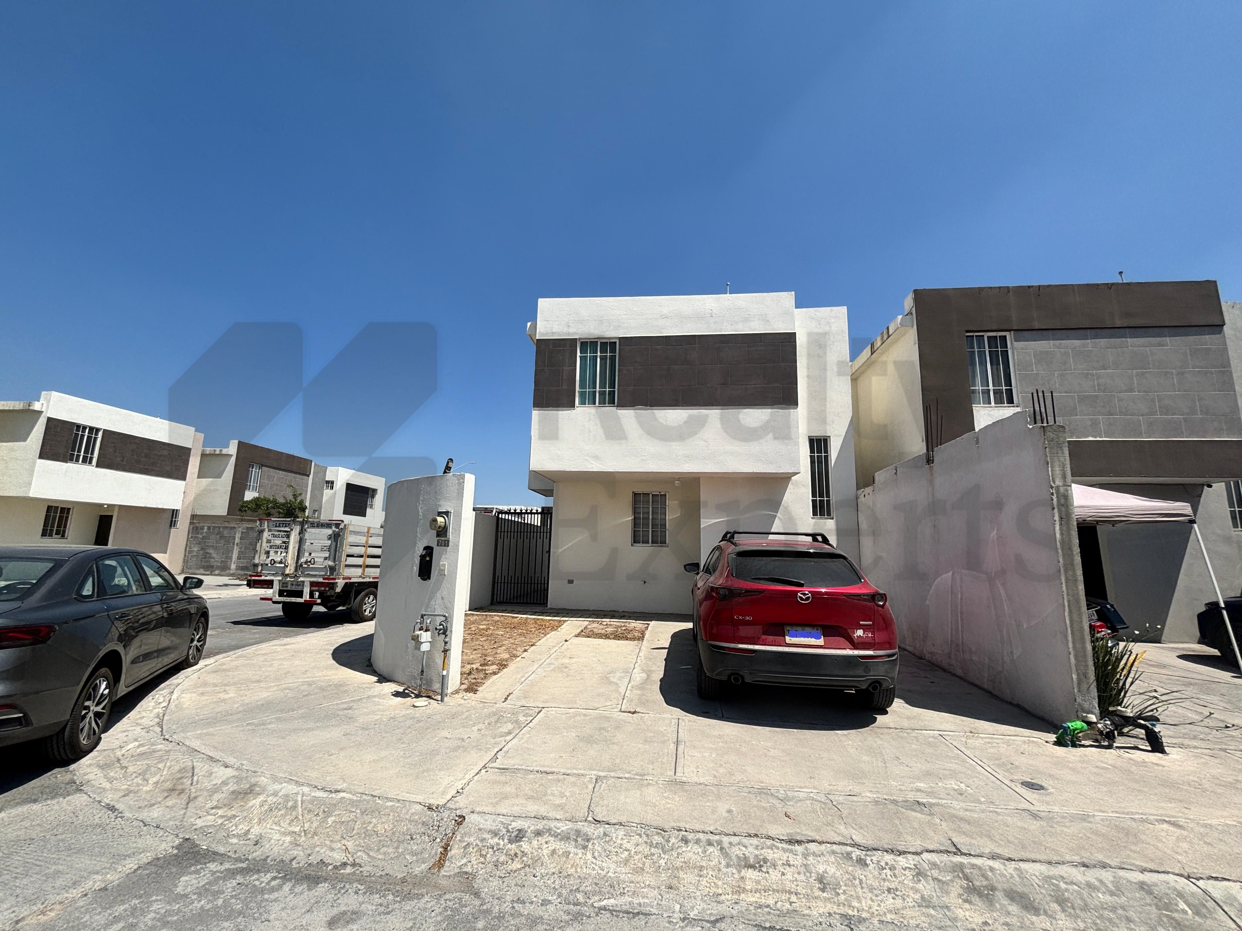 Casa en Renta en fraccionamiento Mandara