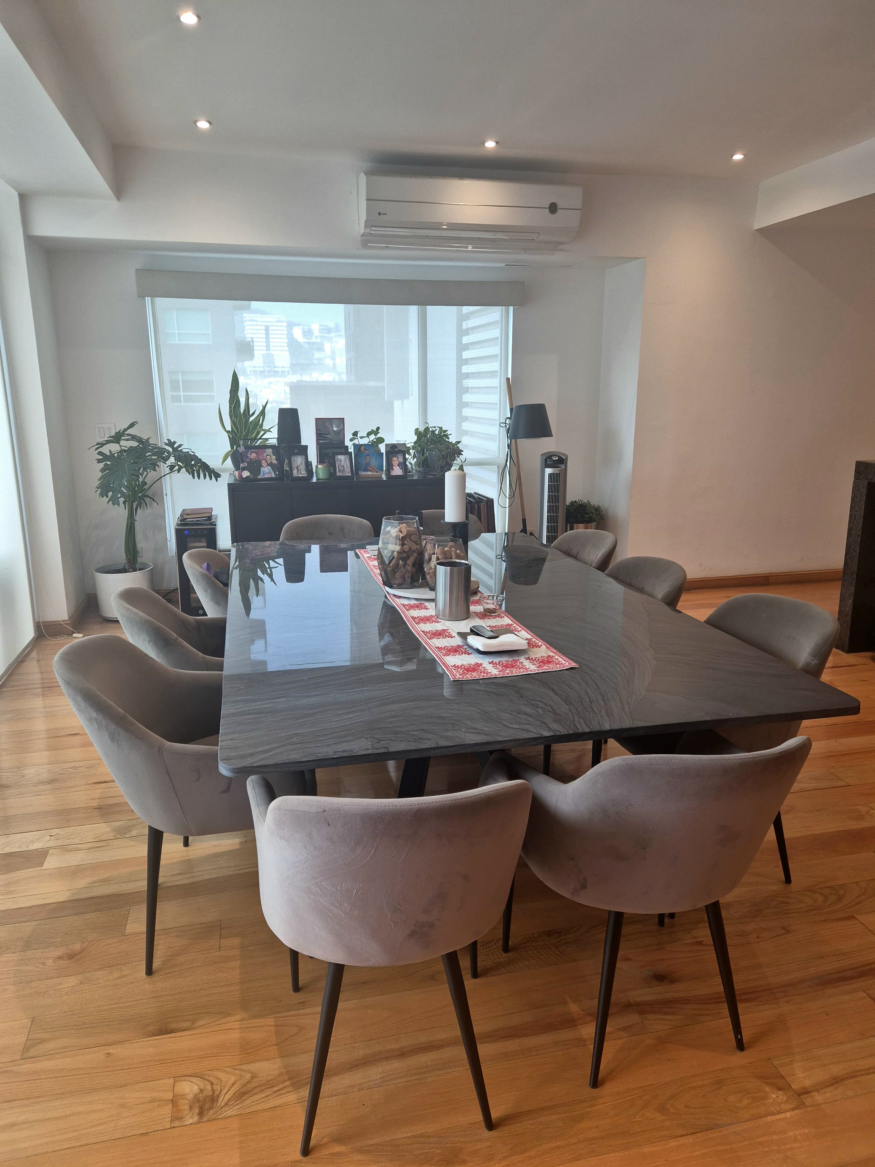 Departamento en Renta en Valle Oriente 