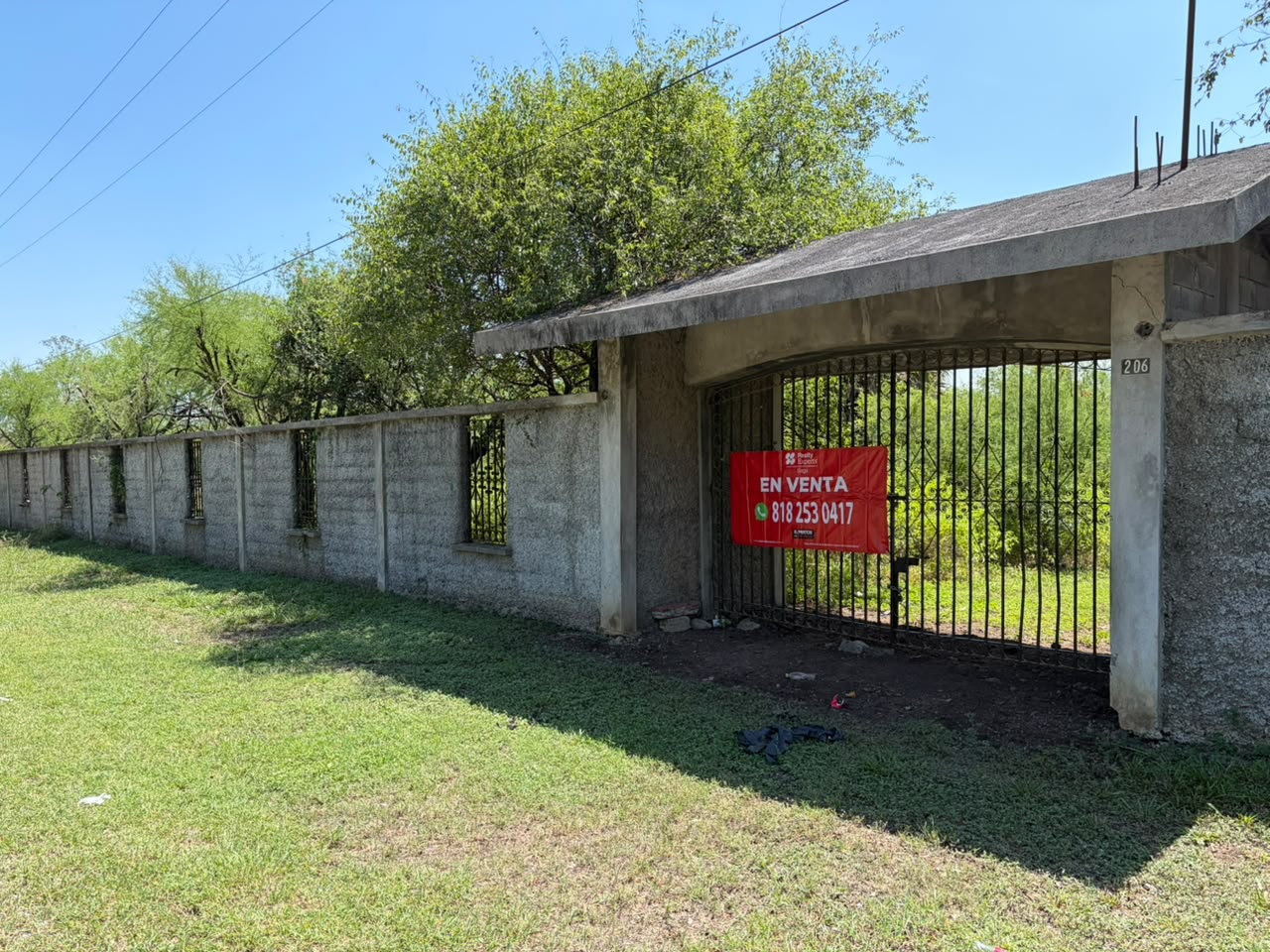 Terreno en Venta en Bosques de la Silla