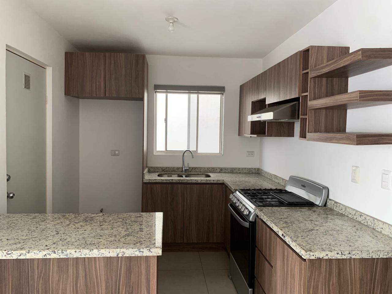 Casa en Renta en Montenova