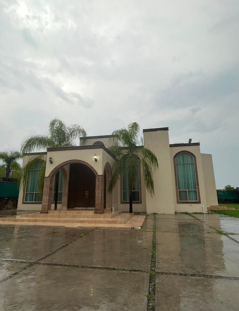 Casa en Renta en La Colmena de Abajo