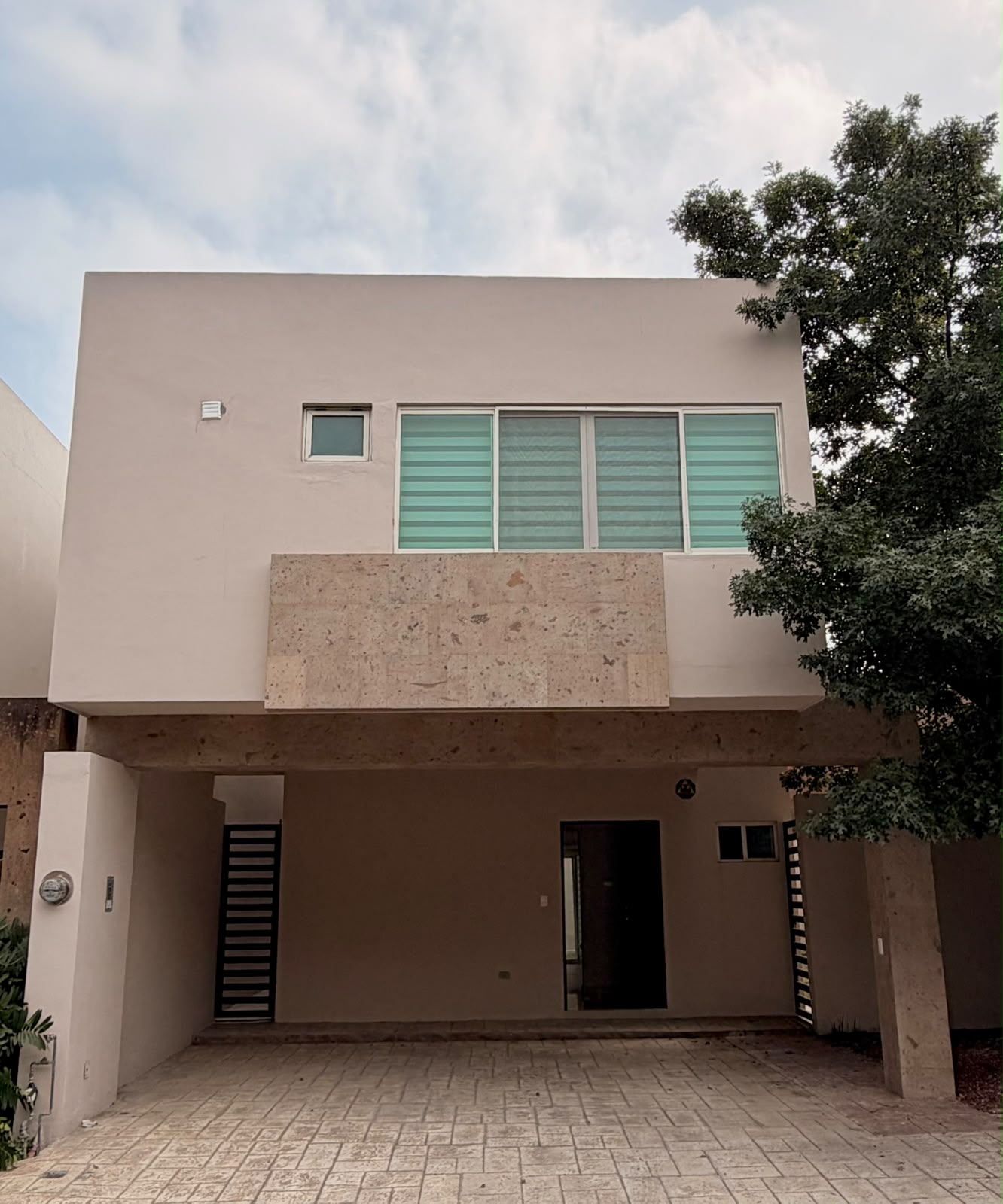 Casa en Renta en Cumbres Oro Residencial