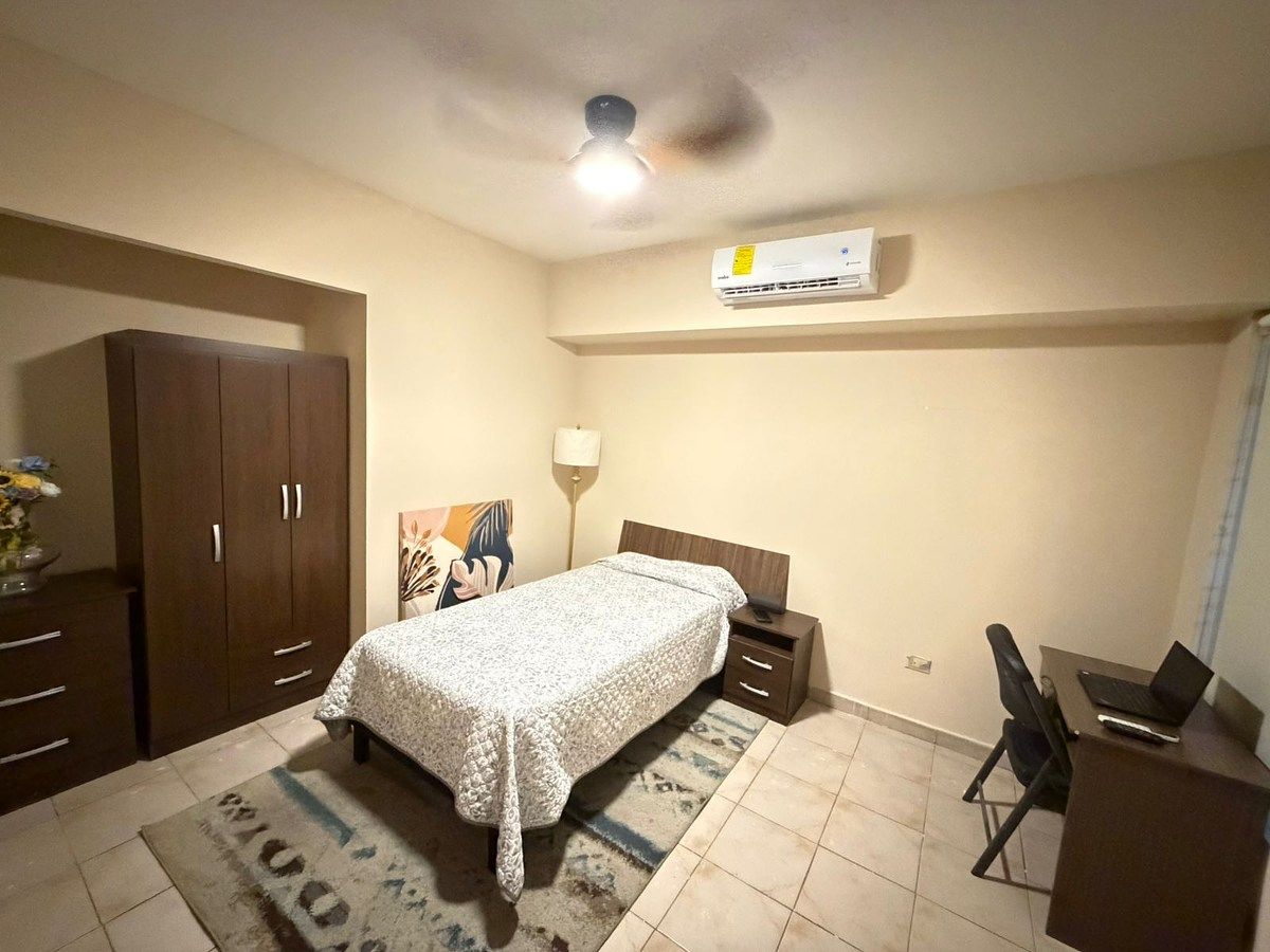 Departamento en Renta en Mitras Centro