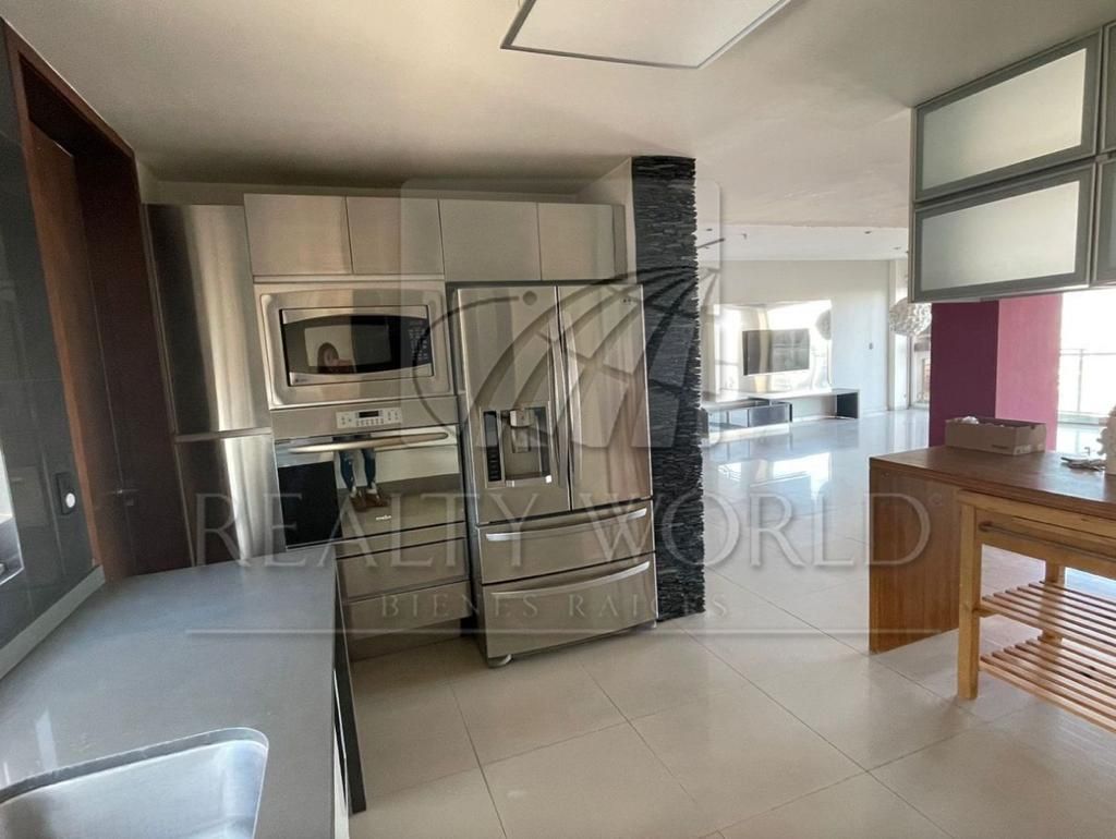 Departamento en Renta en la retama