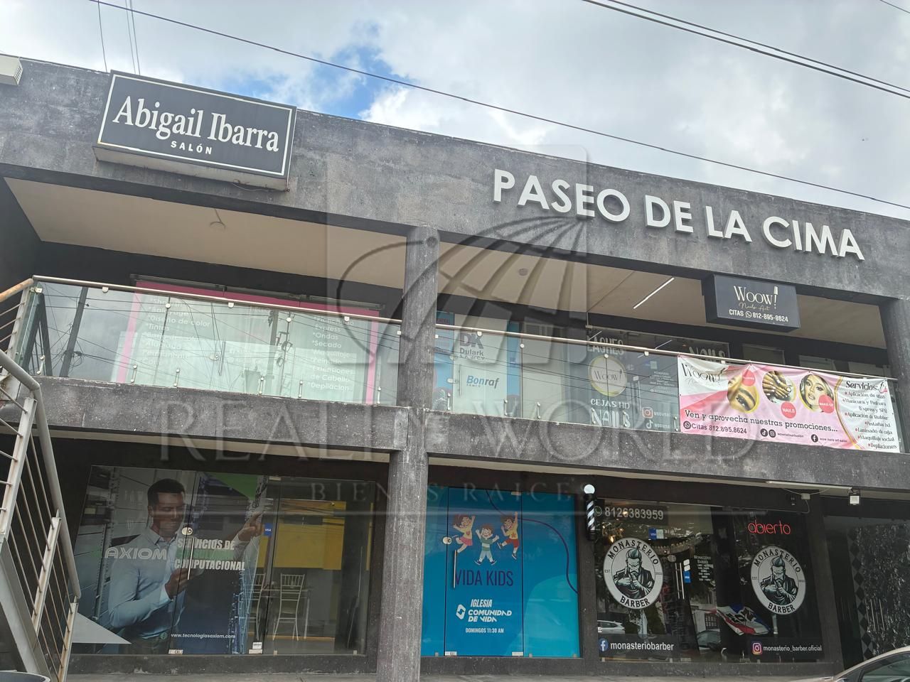 Local en Venta en Cumbres 2 Sector