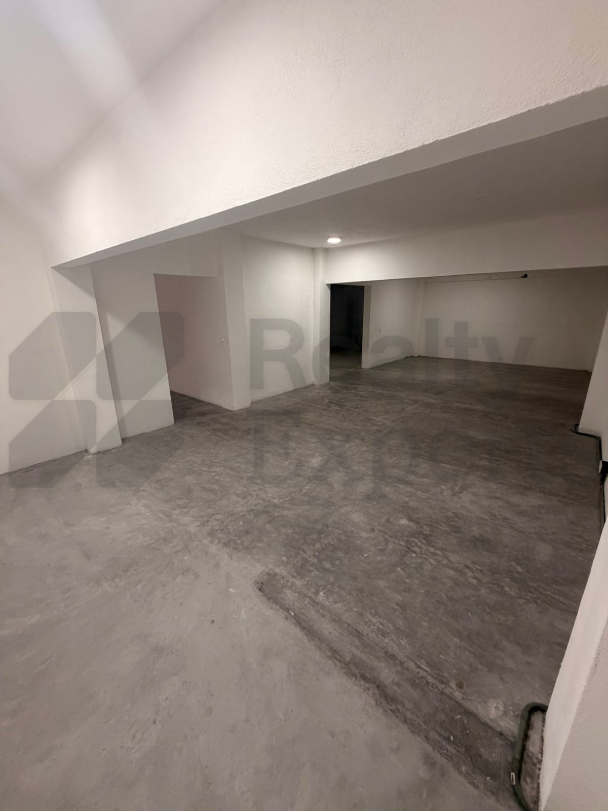Edificio de Oficinas en Renta en Residencial San Agustin 