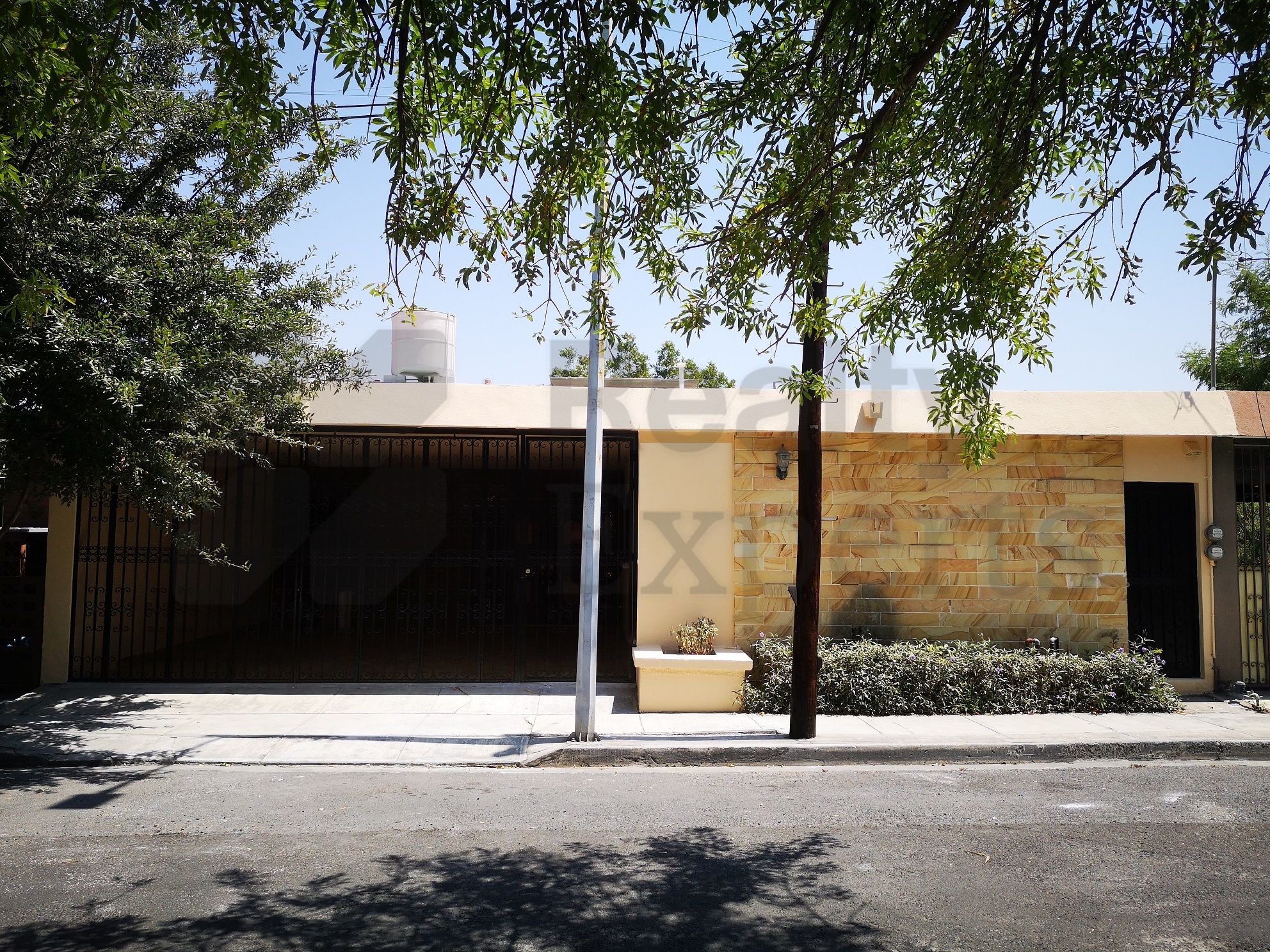 Casa en Renta en Loma Larga