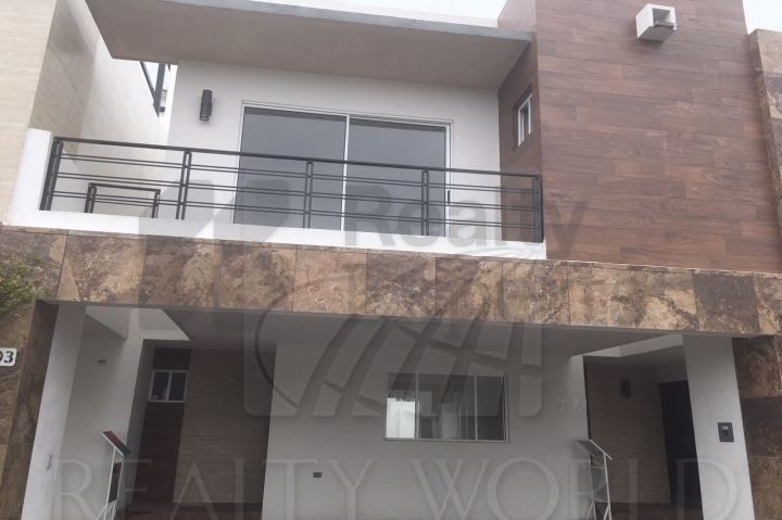 Casa en Venta en Hacienda Santa Fe