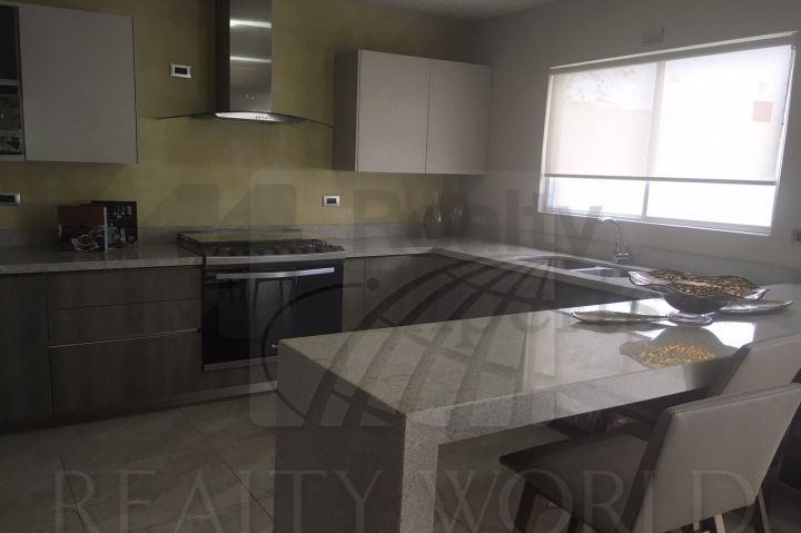 Casa en Venta en Hacienda Santa Fe