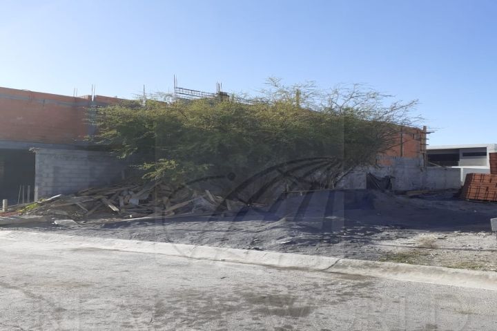 Casa en Venta en La Joya Privada Residencial