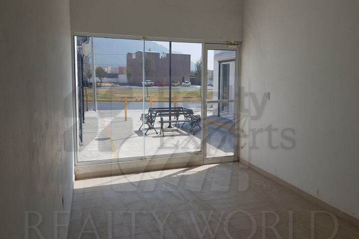 Local en Renta en Valle de Lincoln Sector Elite