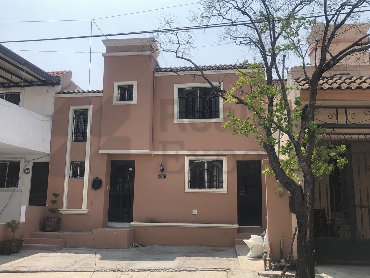 Casa en Renta en Misión Cumbres 2 Sector