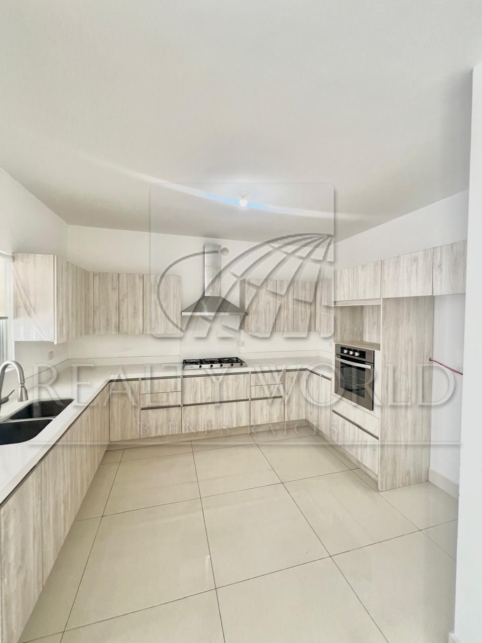 Casa en Venta en Puerta de Hierro