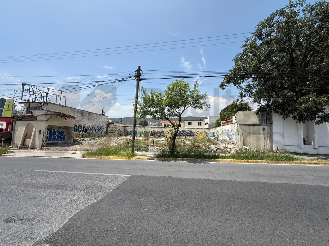 Terreno en Venta en Cumbres 1 Sector