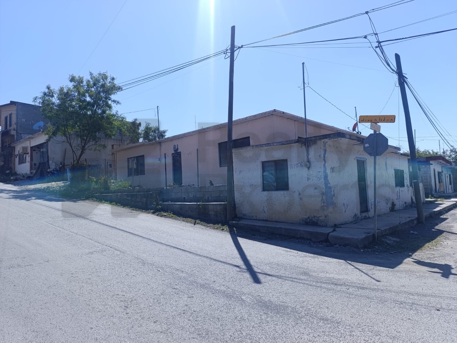 Terreno en Venta en Ciénega de Flores Centro