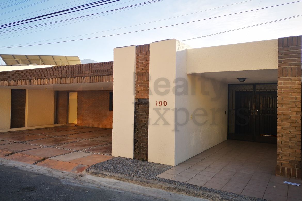 Casa en Renta en Fuentes del Valle