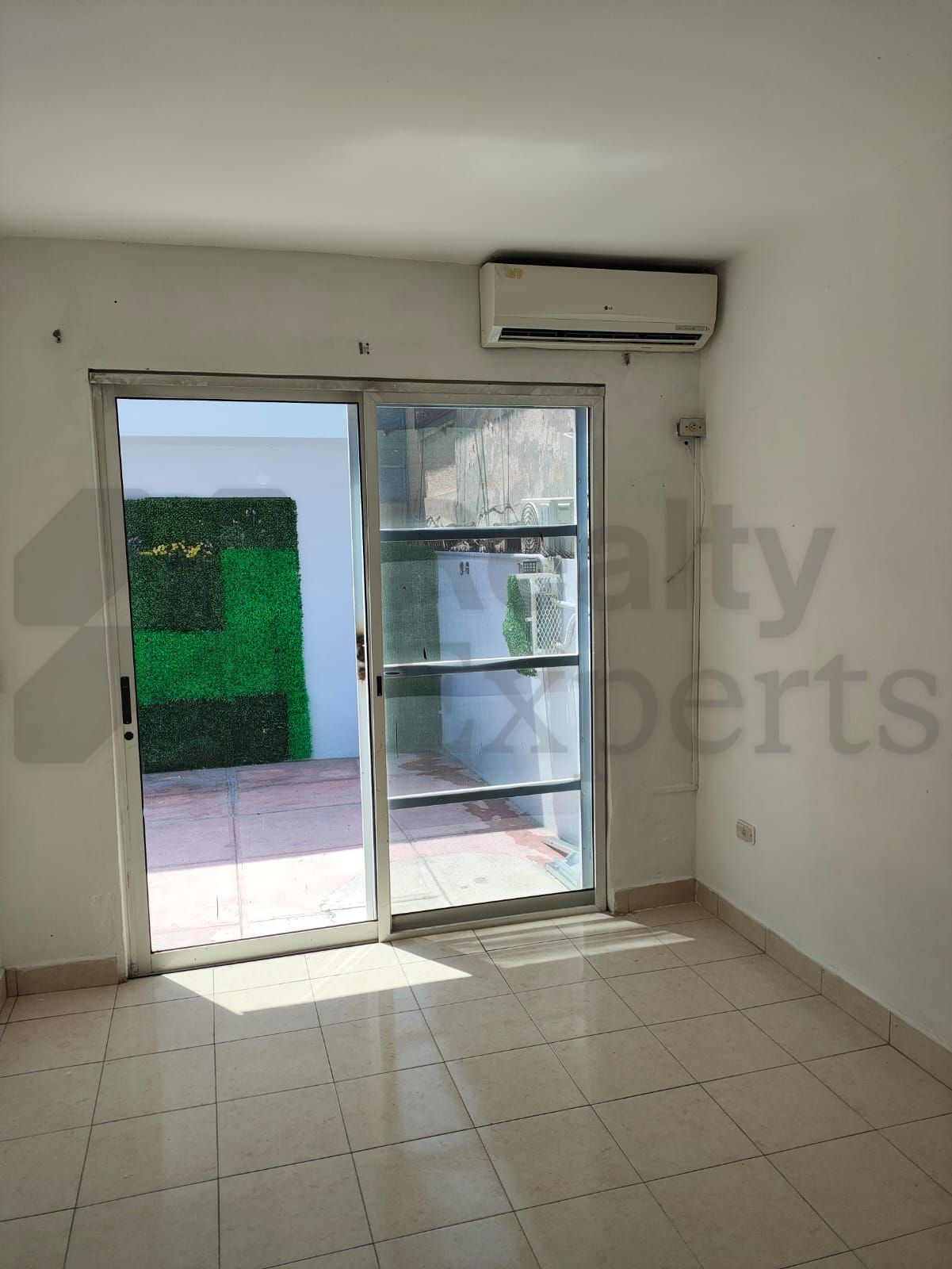 Oficina en Renta en Mitras Centro