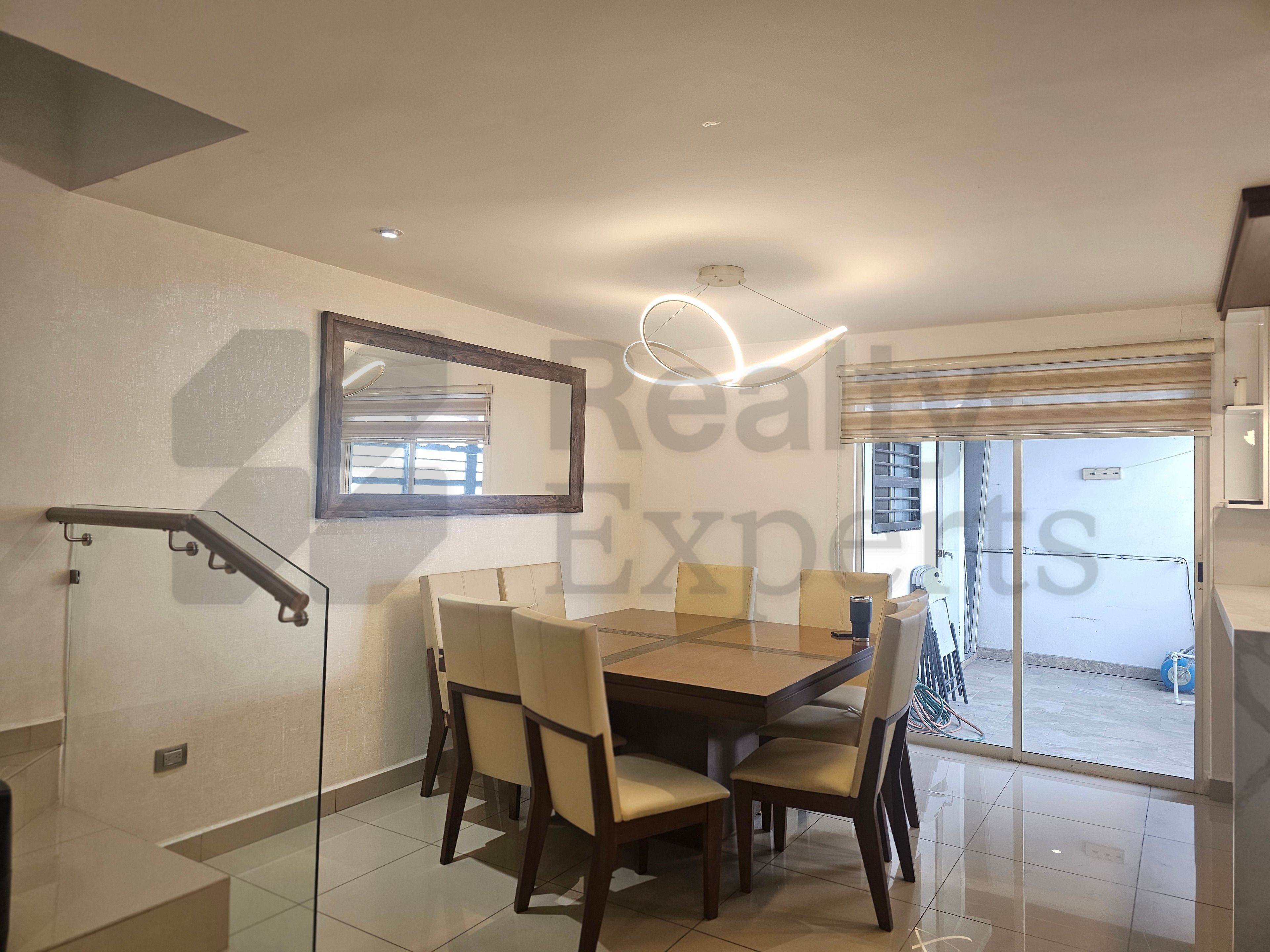 Casa en Renta en Cumbres San Agustín