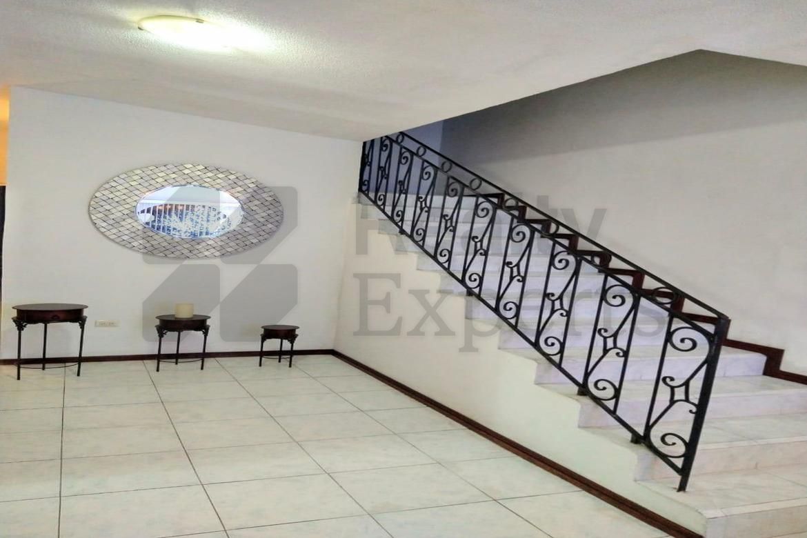 Casa en Venta en Jardines de Anáhuac