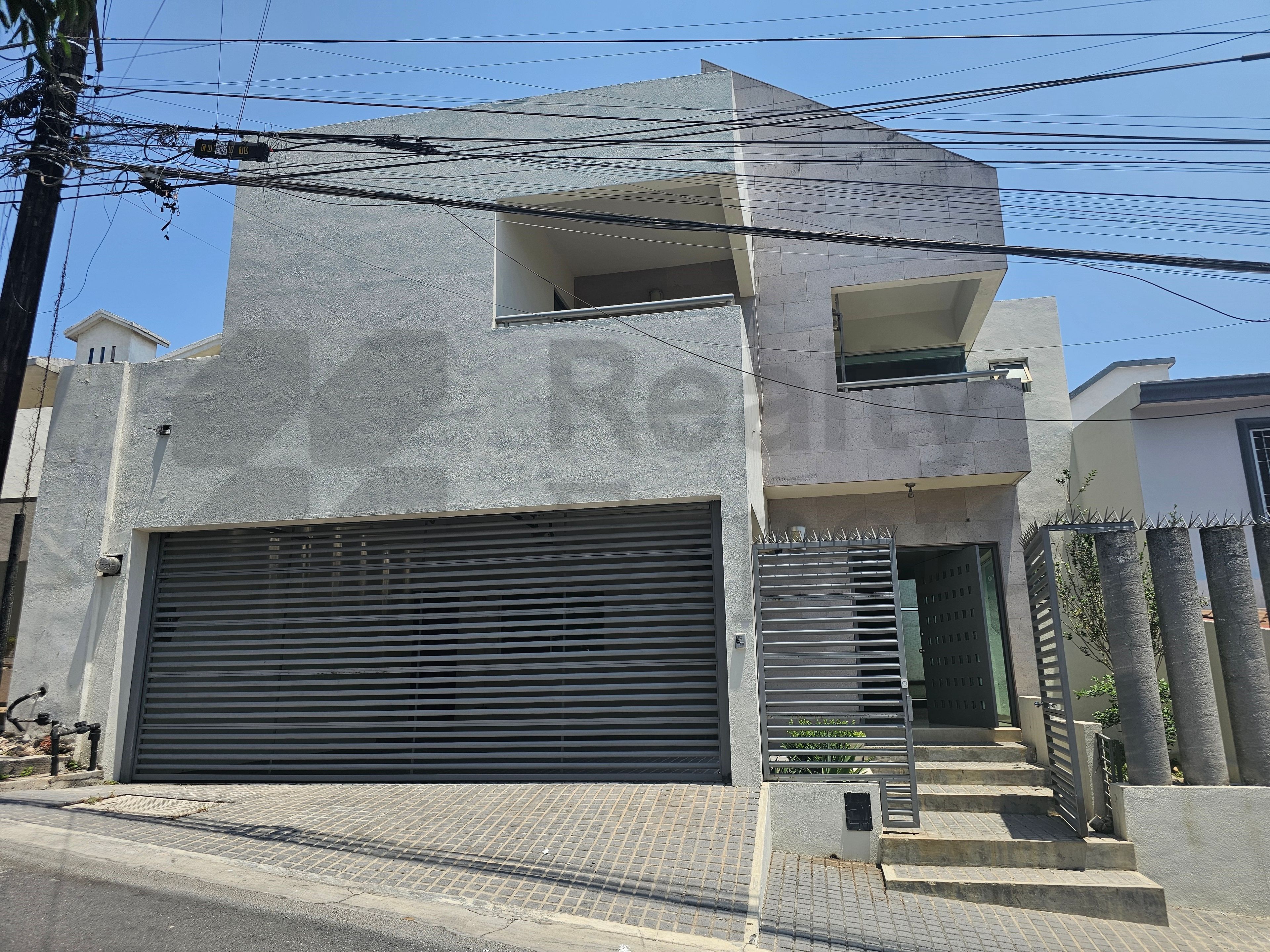 Casa en Renta en Cumbres 5to Sector