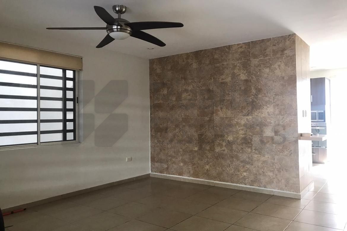 Casa en Renta en Cumbres San Agustín