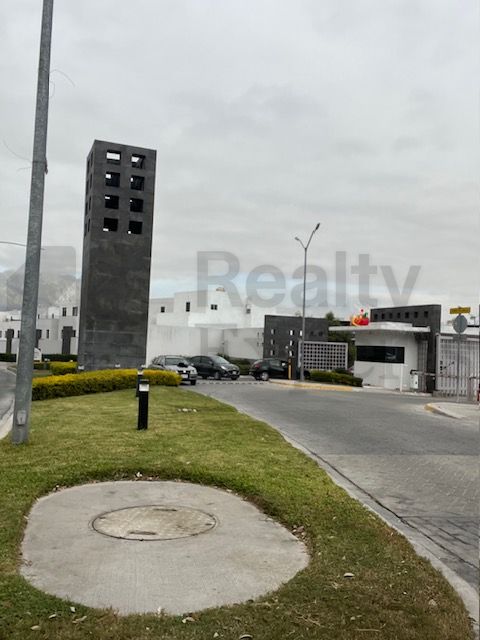 Casa en Renta en Cumbre Altta Residencial