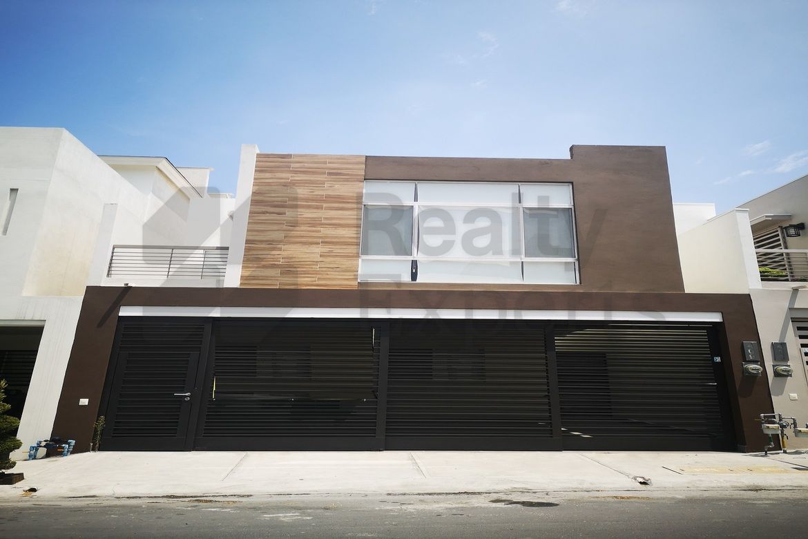 Casa en Venta en Puerta de Hierro