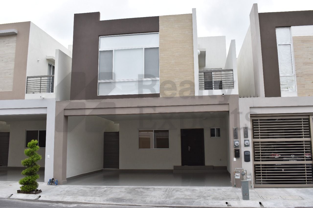 Casa en Renta en Puerta de Hierro