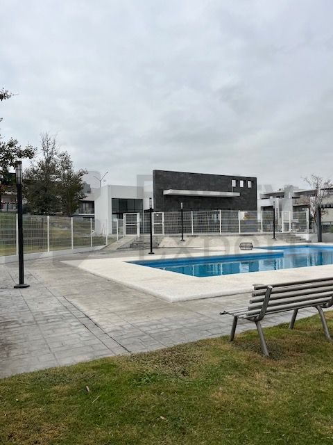 Casa en Renta en Cumbre Altta Residencial