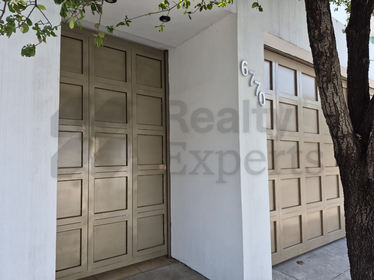 Casa en Venta en Cumbres Santa Clara