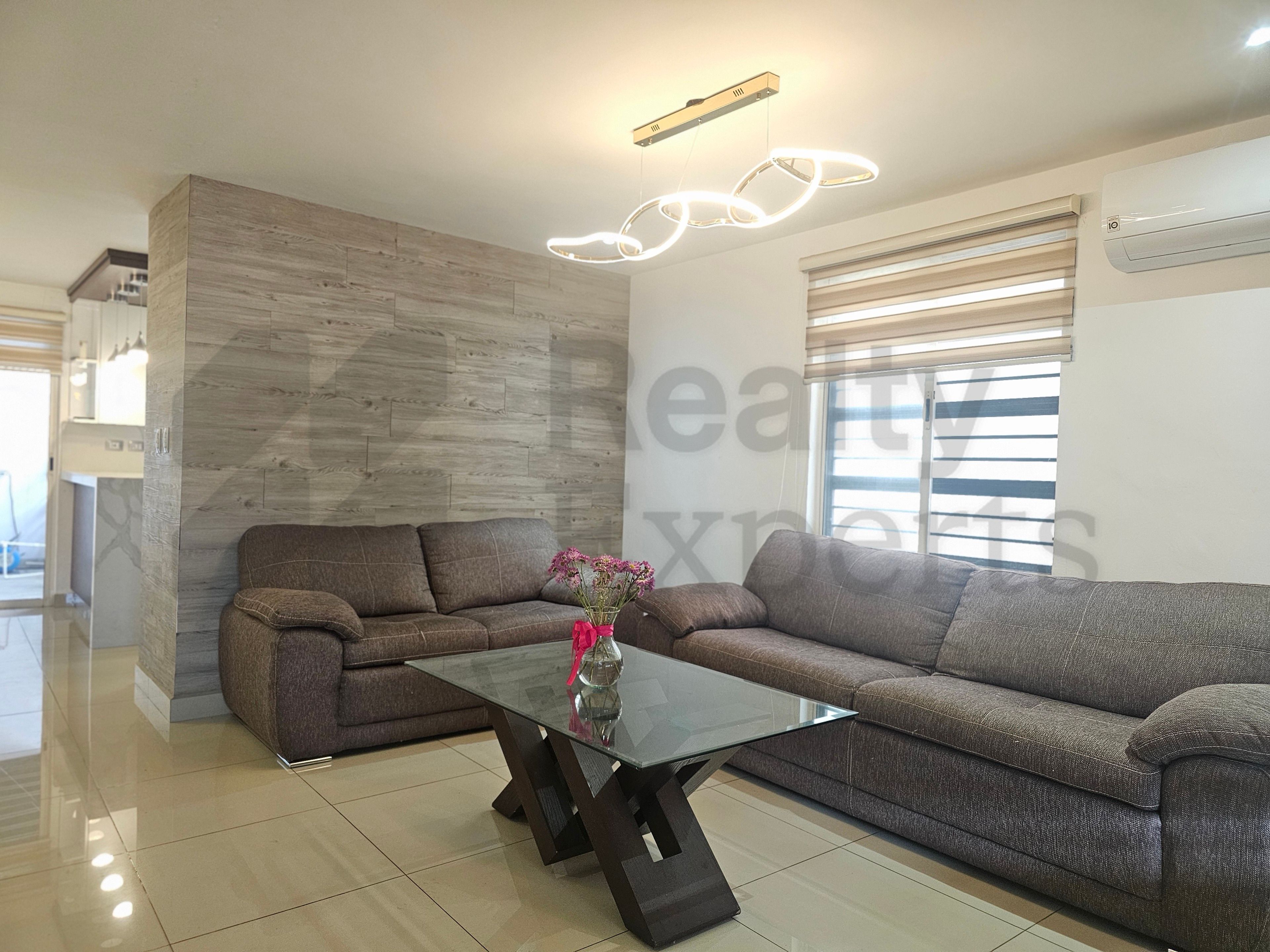 Casa en Renta en Cumbres San Agustín