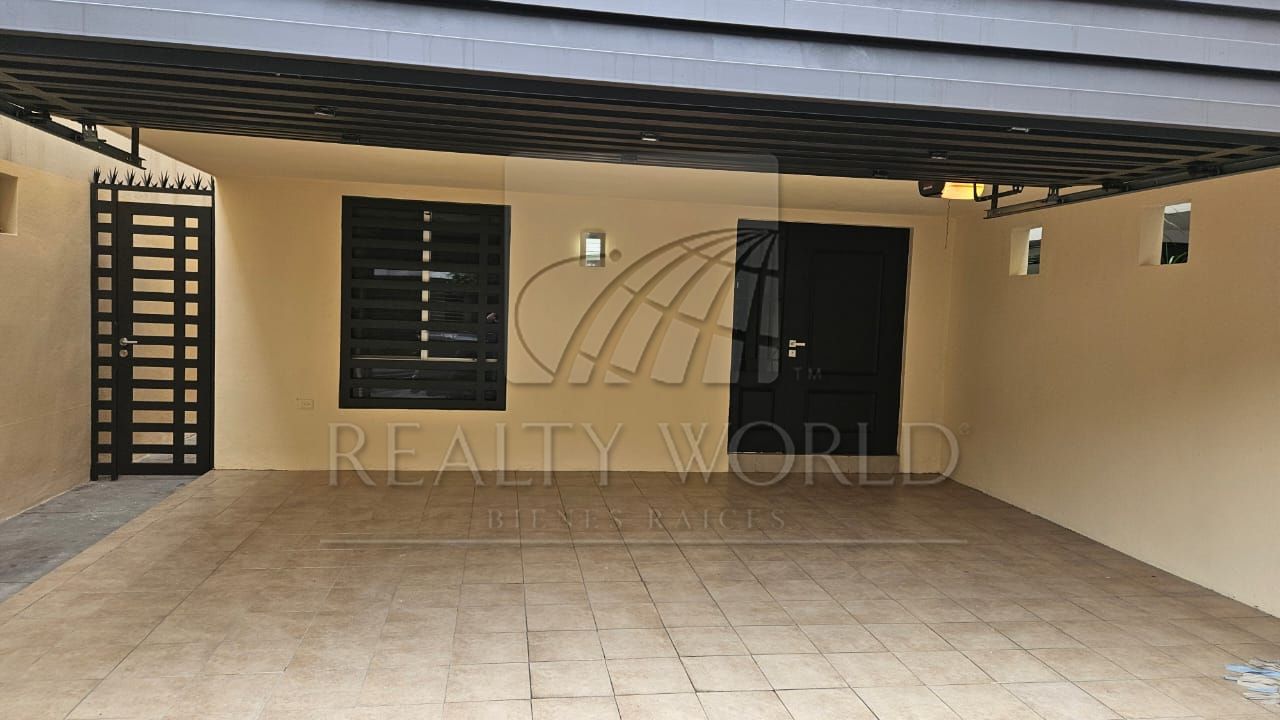 Casa en Renta en Paseo de Cumbres