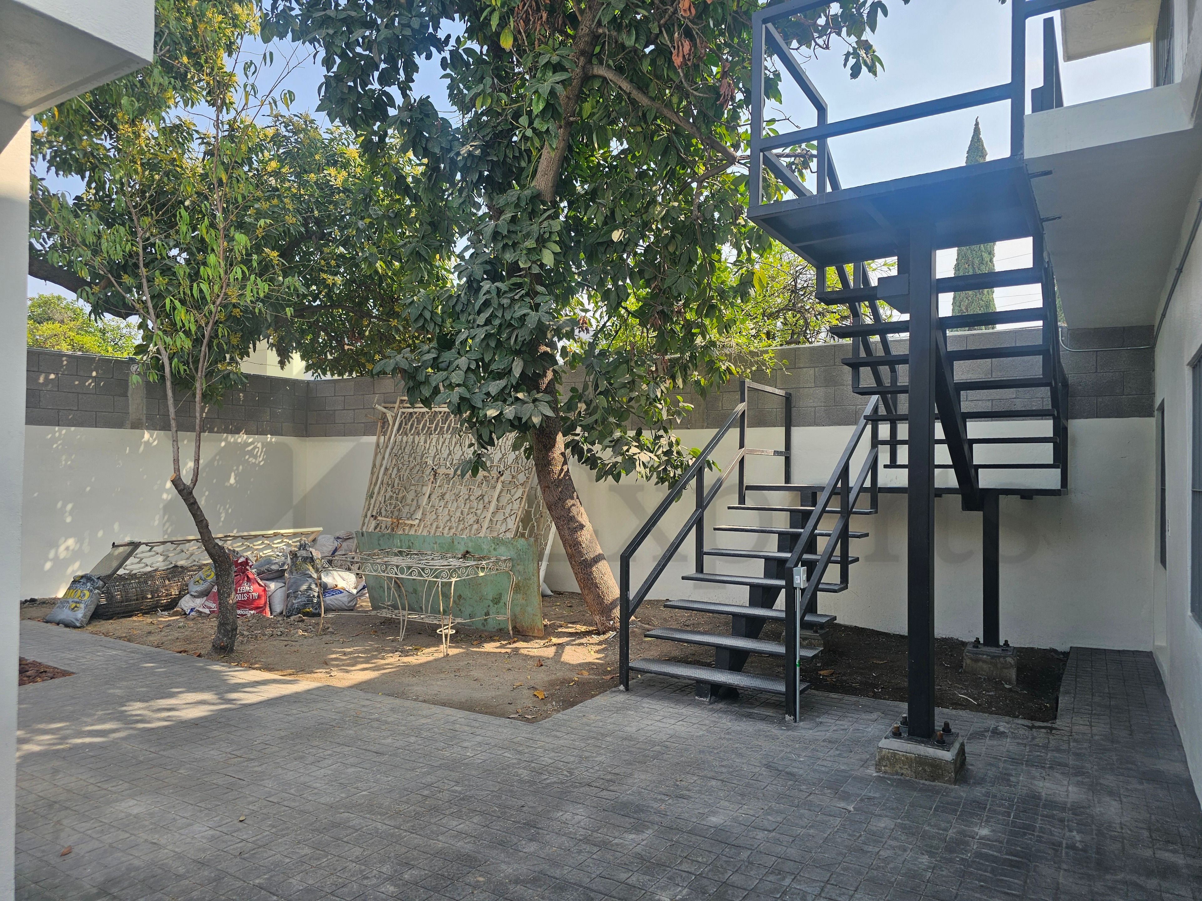 Departamento en Renta en Mitras Sur