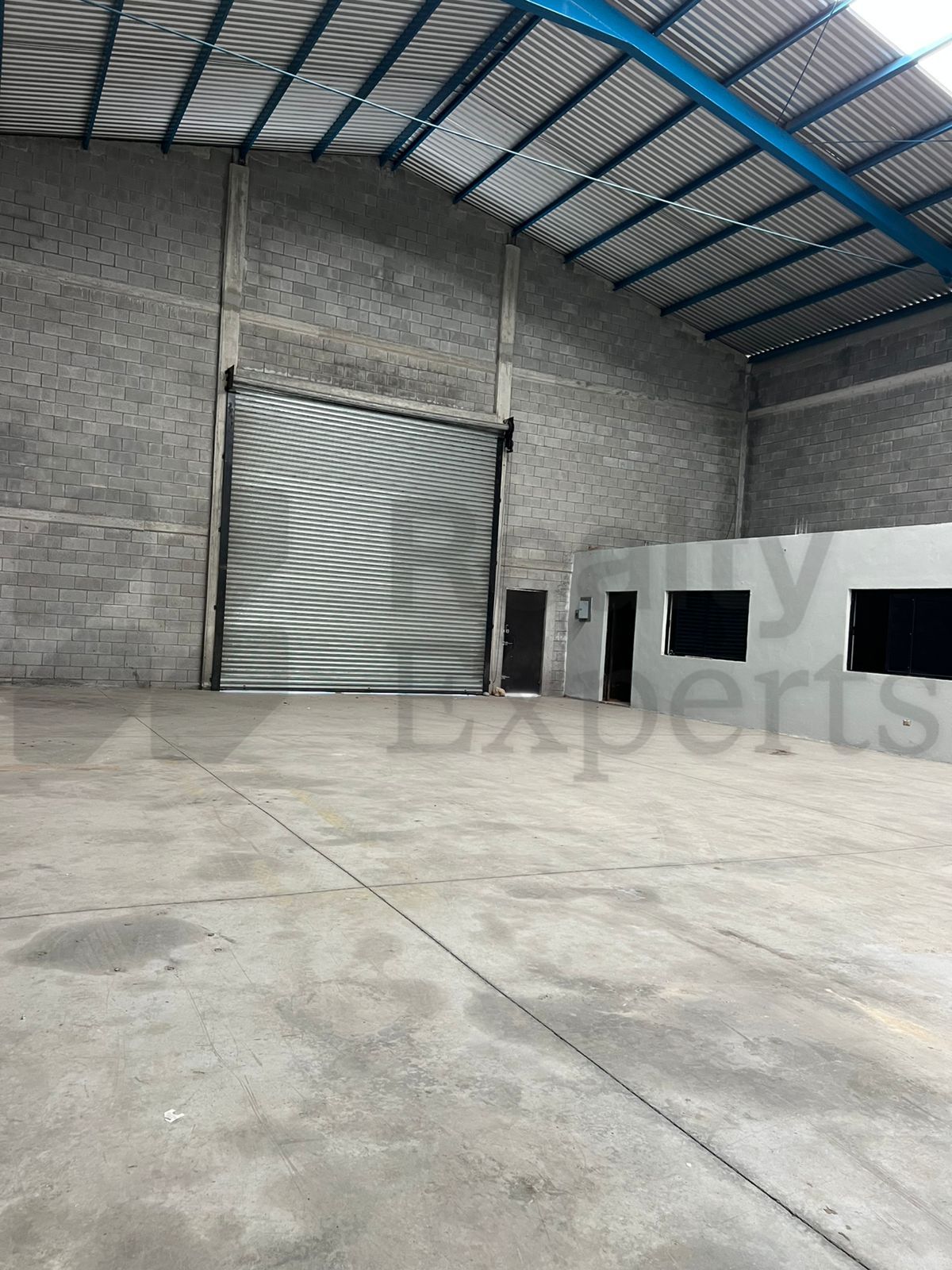 Bodega en Renta en Terra Park 2