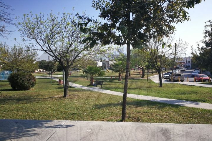 Casa en Renta en Capellanía Residencial
