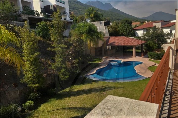 Casa en Venta en Sierra Alta