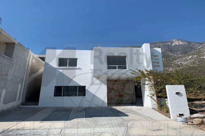 Casa en Venta en Misión Santa Catarina