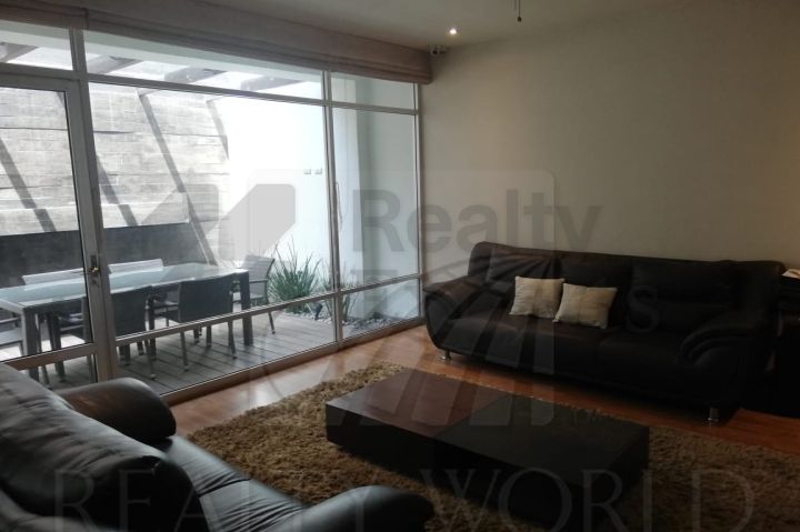 Casa en Venta en Cumbres Santa Clara