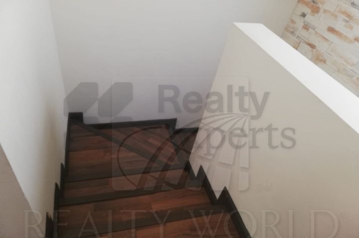 Casa en Venta en Cumbres Santa Clara