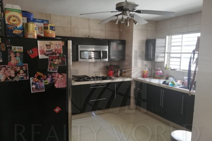 Casa en Venta en Cumbres Santa Clara