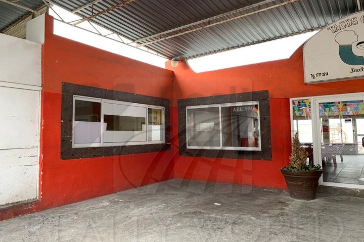 Local en Traspaso en Cumbres Elite