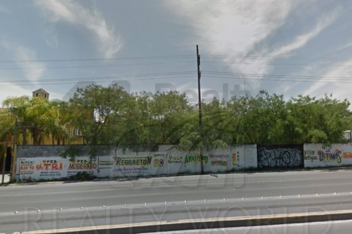 Terreno en Venta en Los Arcos