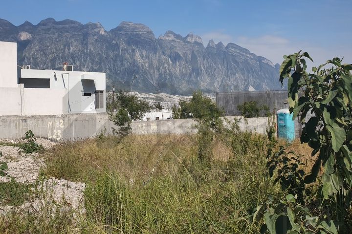Terreno en Venta en Residencial de la Sierra