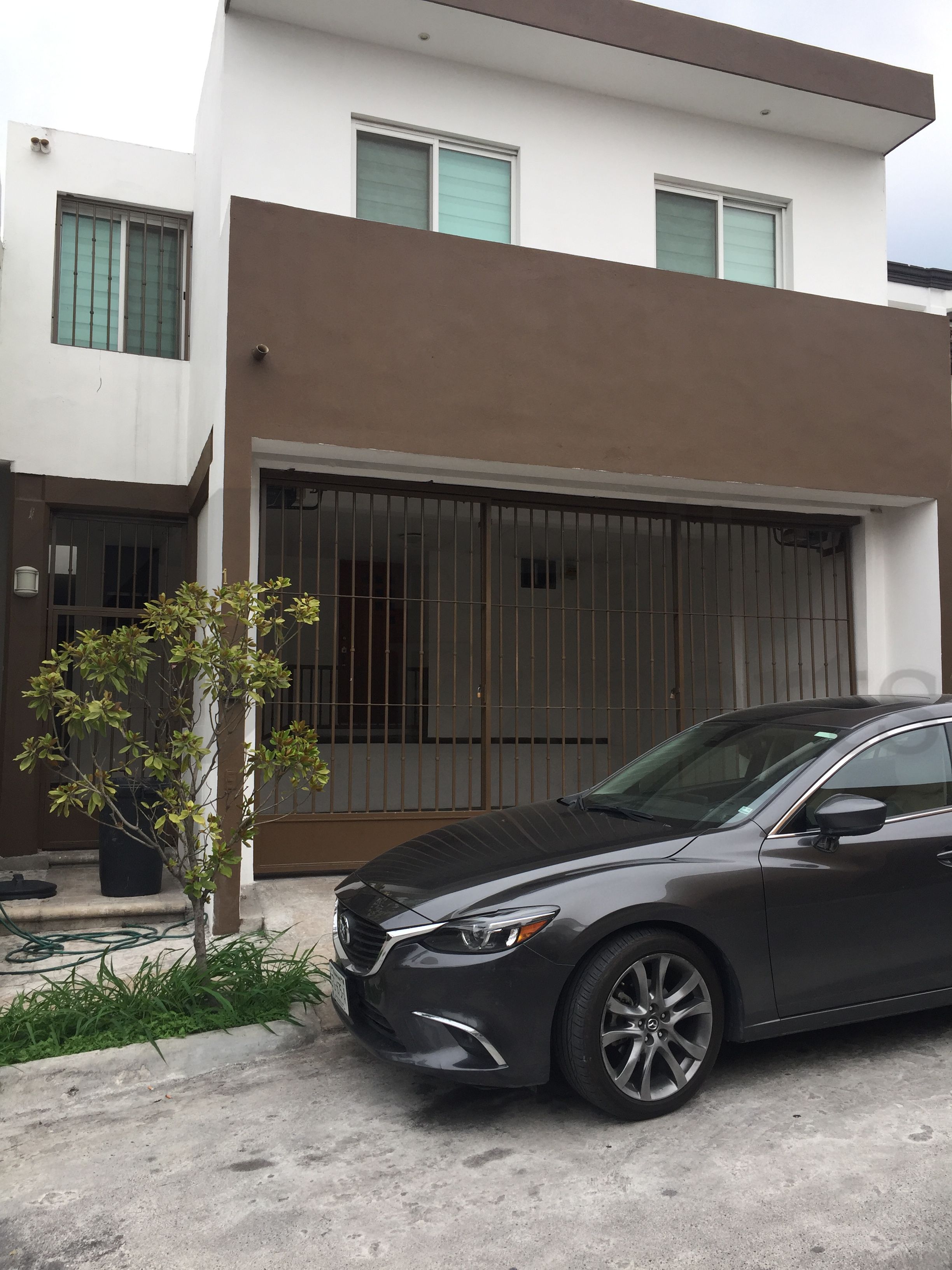 Casa en Renta en Cerradas de Cumbres