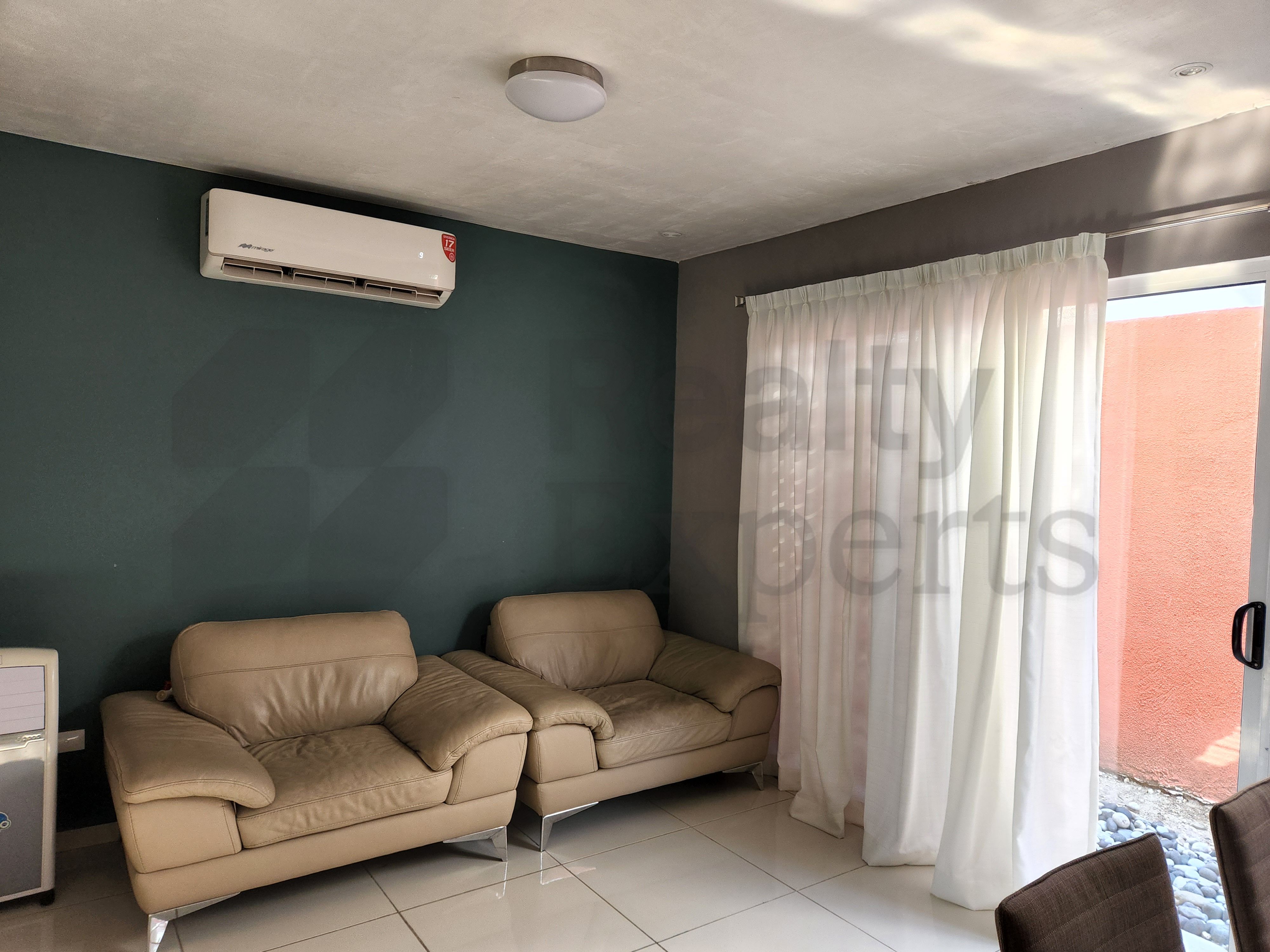 Casa en Renta en Privadas Borneo