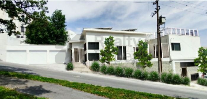 Casa en Venta en Alya Residencial